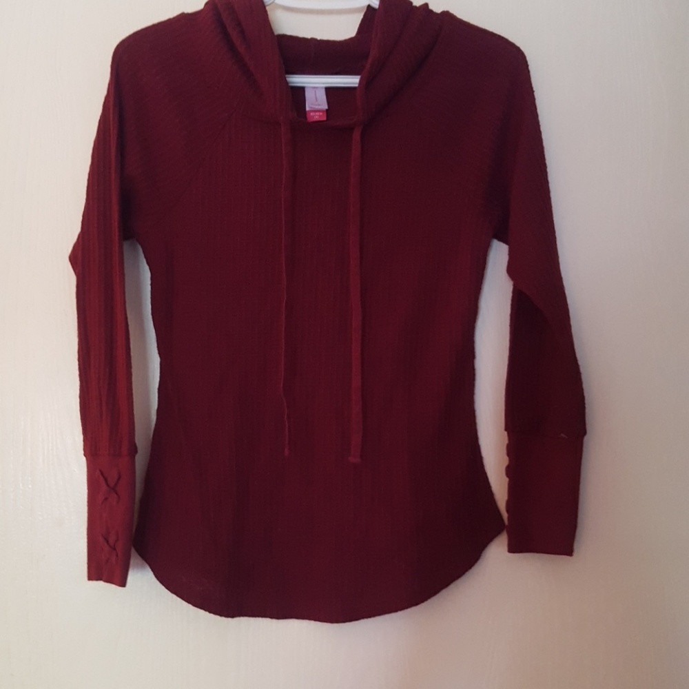 Wine sweater